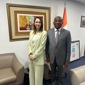 Partenariat officiel avec le Ministère du Tourisme de Côte d’Ivoire, sous l’impulsion de Monsieur Siandou Fofana, dans le cadre de la 1ʳᵉ édition du Salon de l’Artisanat et du Tourisme Ivoiro-Tunisien (SATIT 2026)